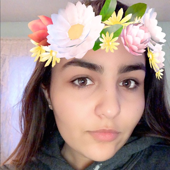 Meet your Posher, Isabelle - Picture 1 of 1